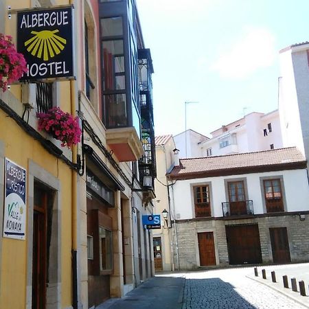 Albergue Valle Del Nonaya Салас Екстериор снимка