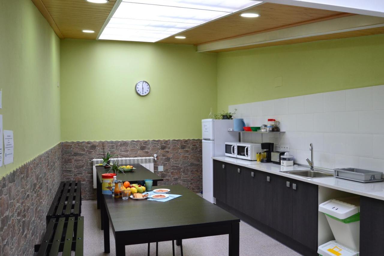 Albergue Valle Del Nonaya Салас Екстериор снимка
